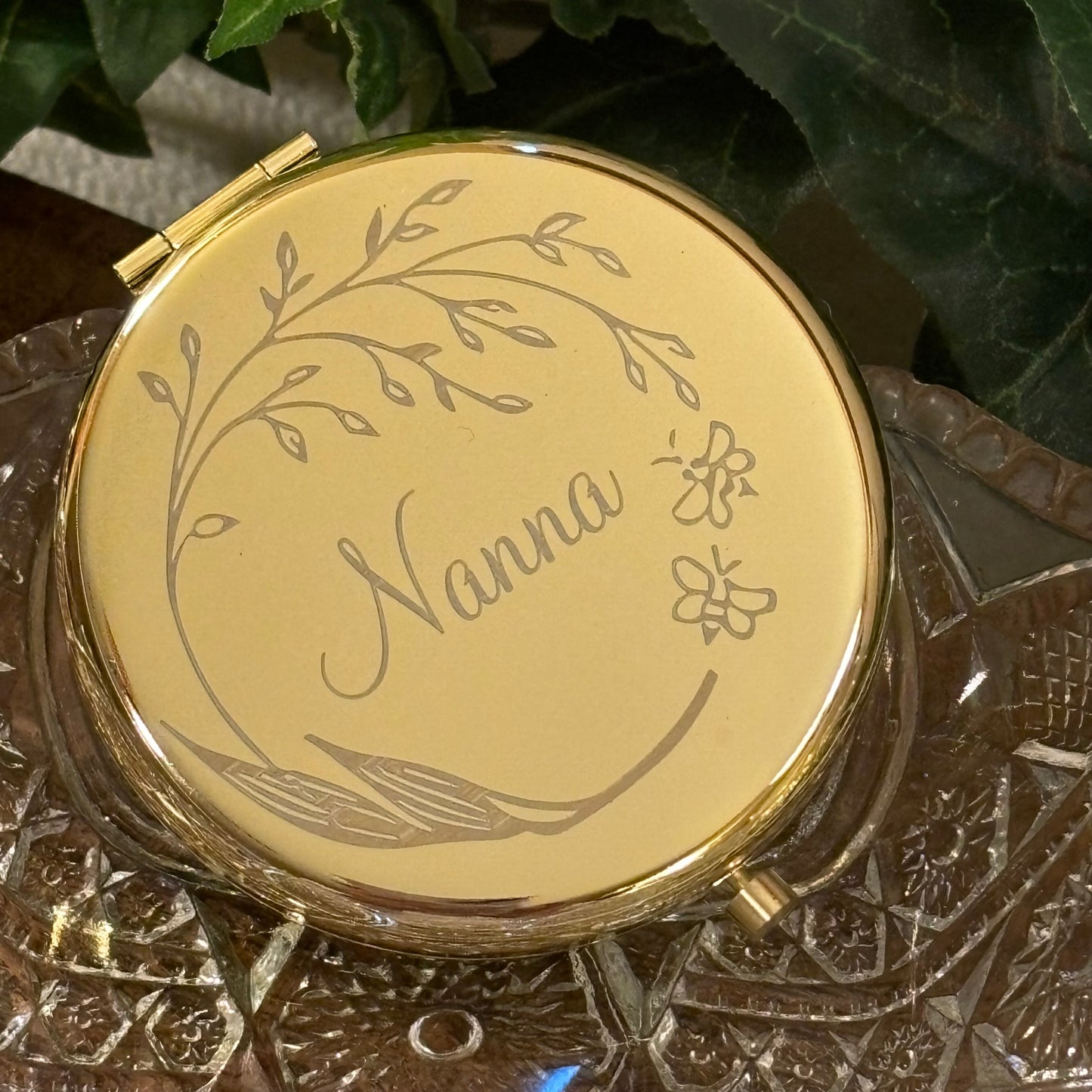 Double Sided Gold Compact Mirror • Mimi • Nanna • Granna • Granny
