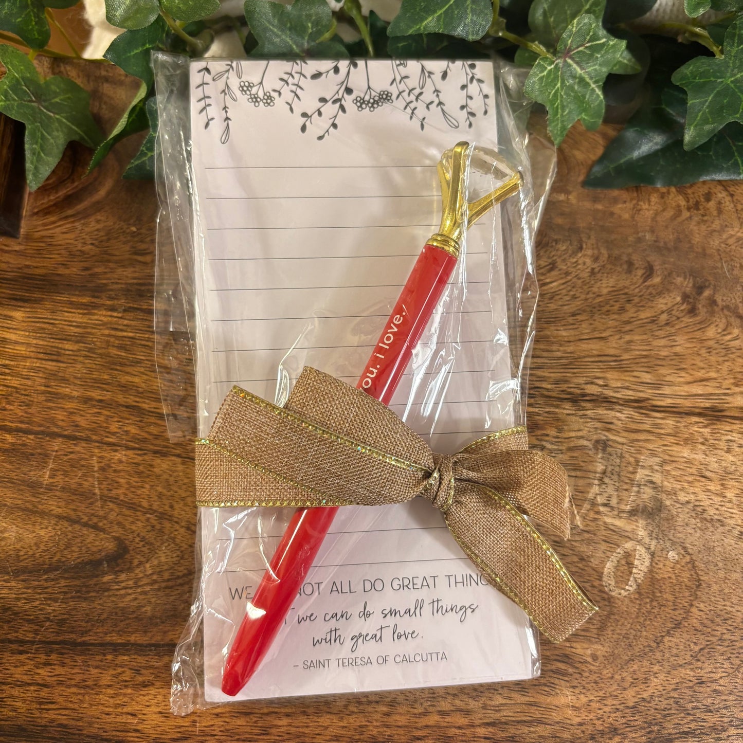 Valentine’s Day Notepad & Pen