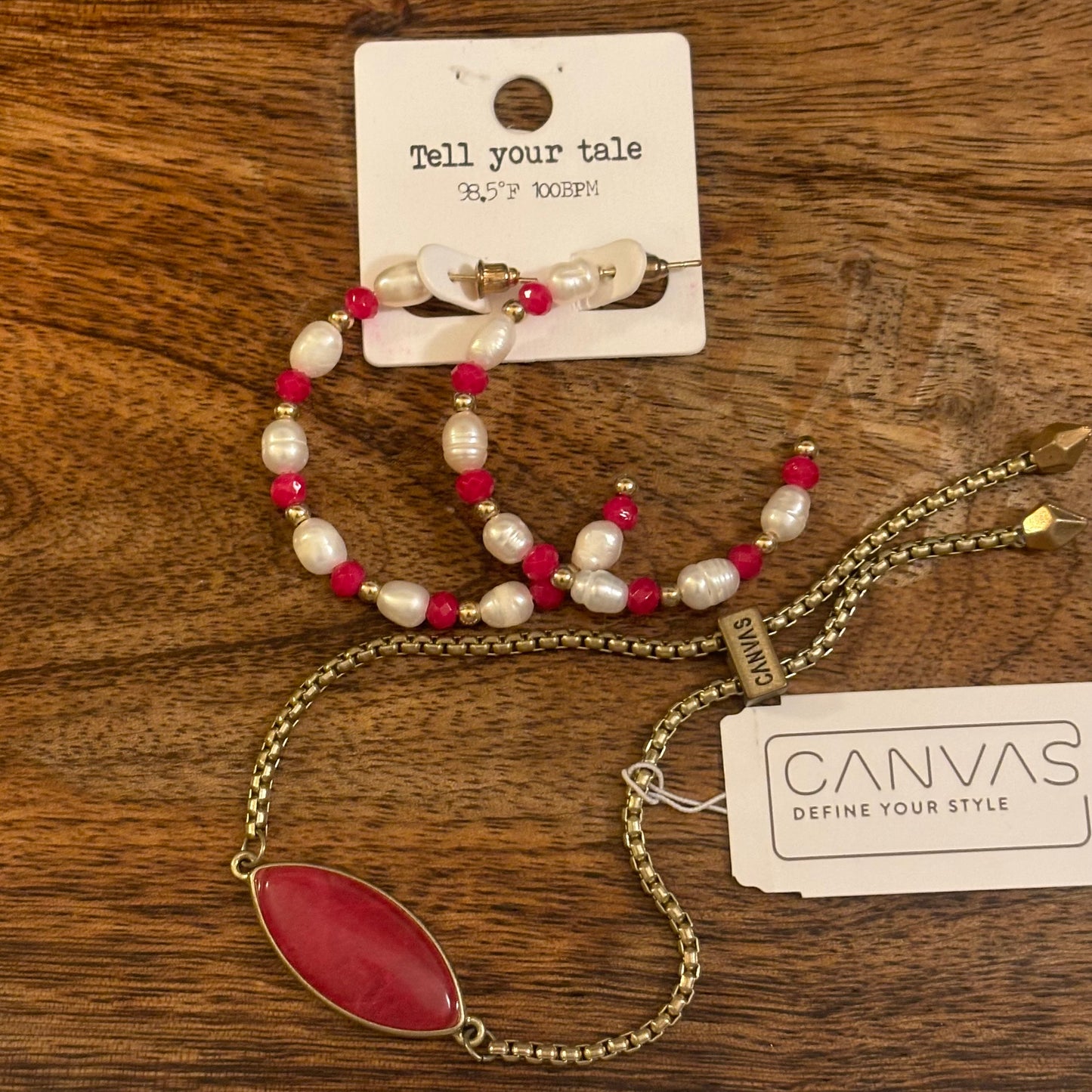 Gold Bolo Bracelet with Fuchsia Stone or Pearl and Fuchsia Hoop Earrings