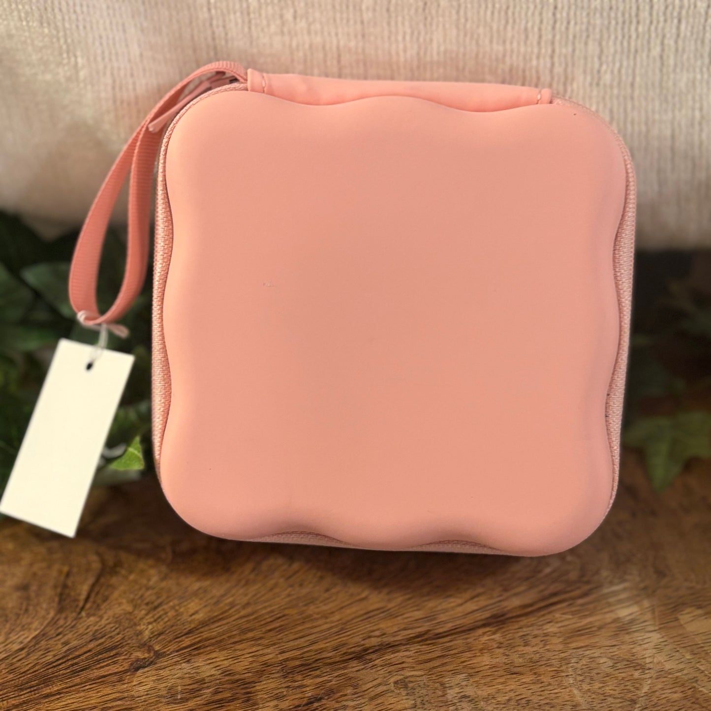 Pretty in Pink Bow Cord Organizer