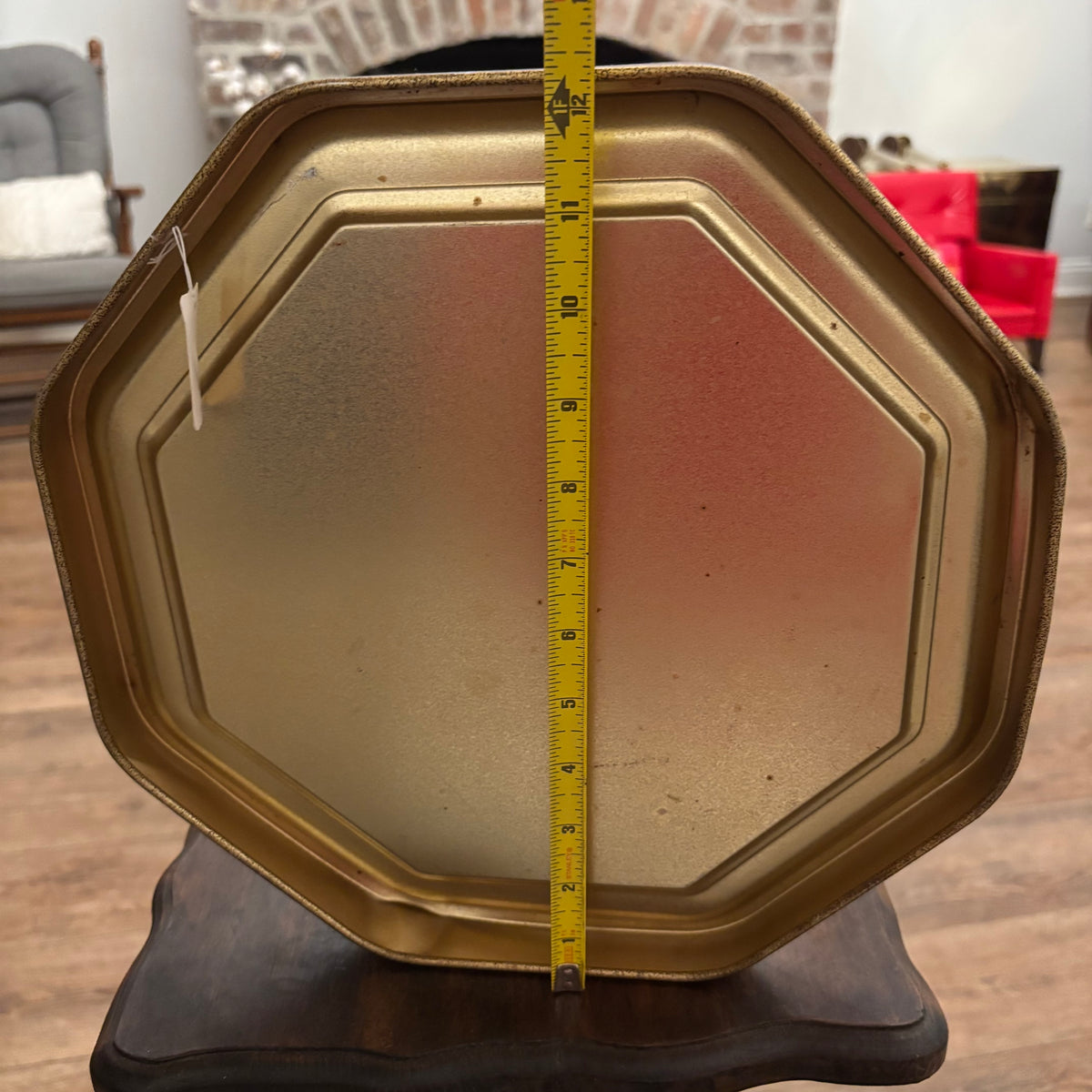 vintage octagonal metal wall hanging featuring a reproduction of the classic portrait "Master Simpson"by artist C. Bremont