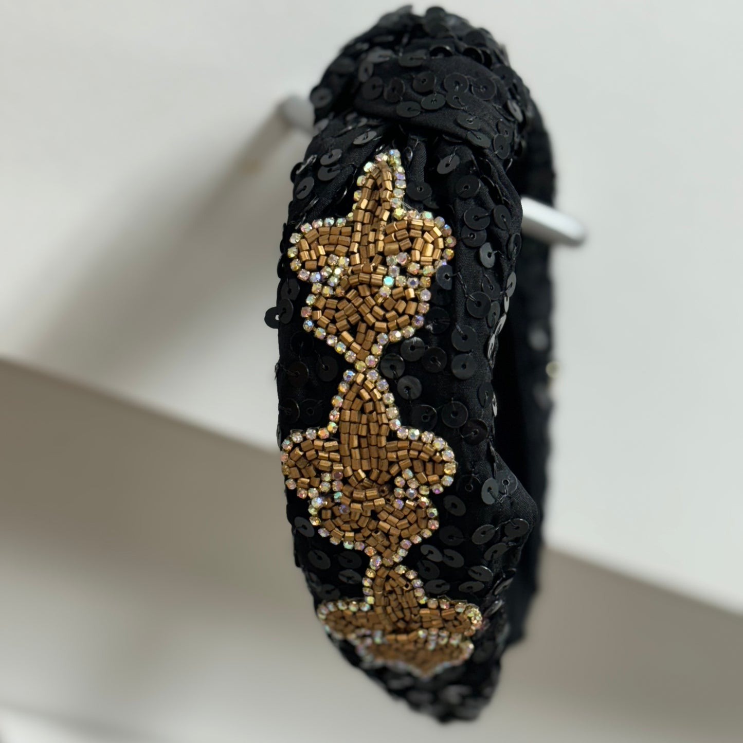 GameDay: Fleur de Lis Seed Bead Headband
