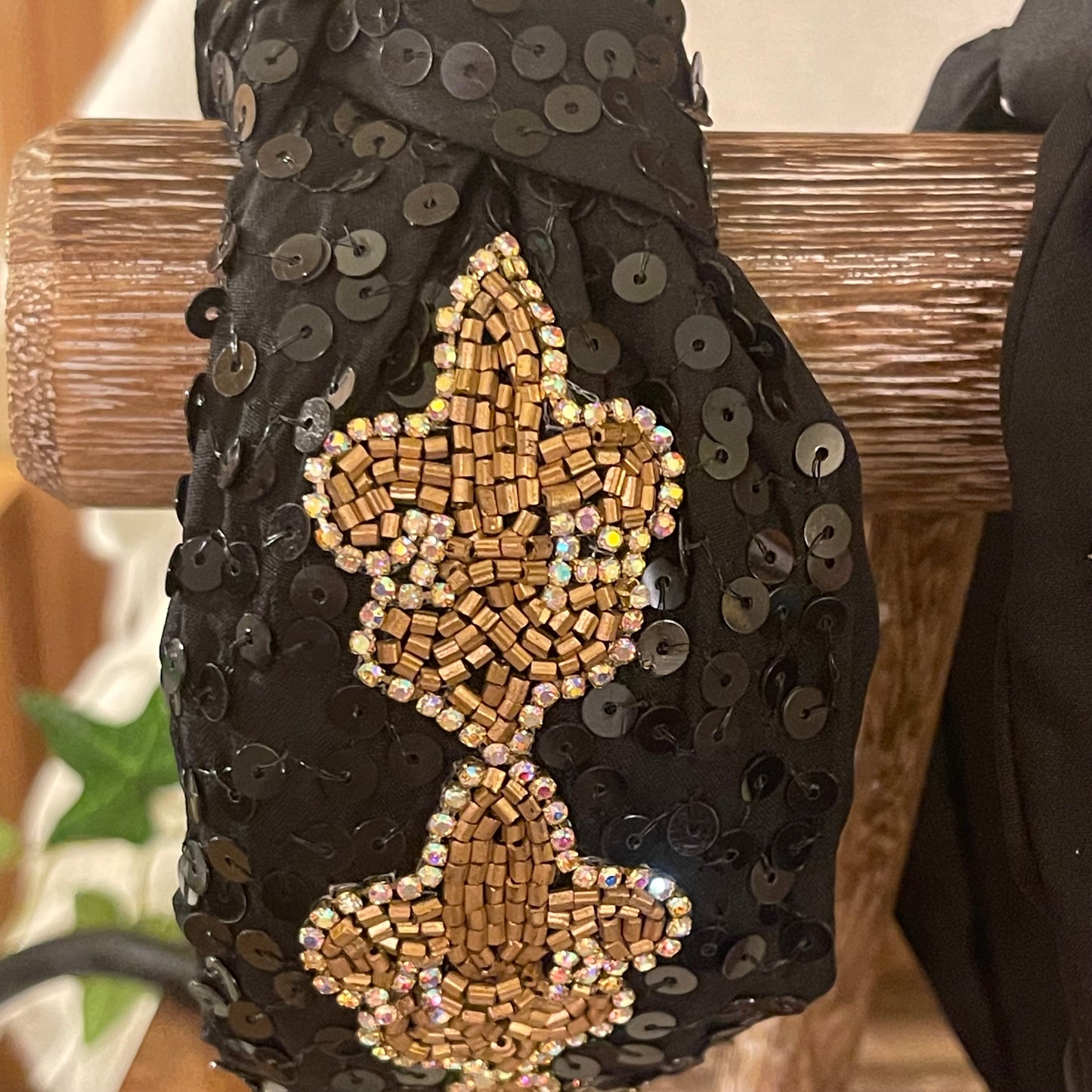 GameDay: Fleur de Lis Seed Bead Headband