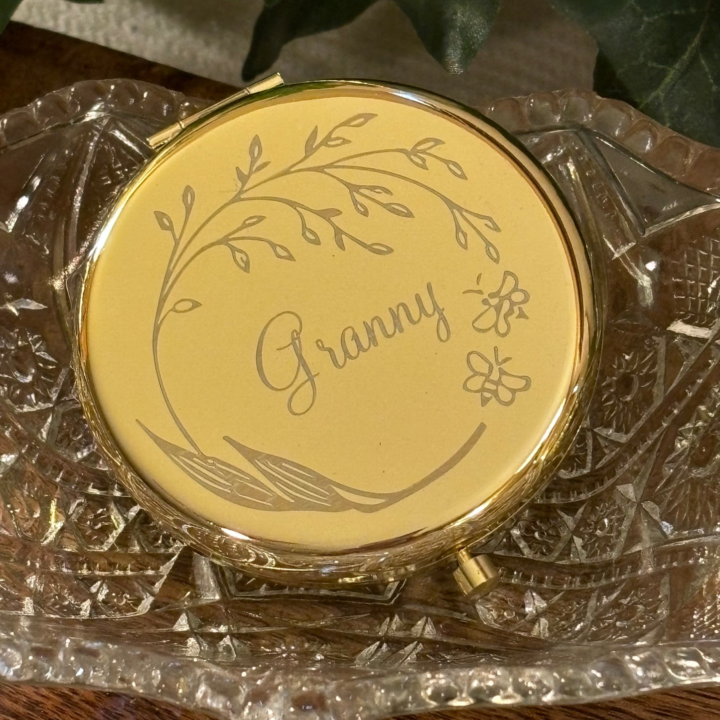 Double Sided Gold Compact Mirror • Mimi • Nanna • Granna • Granny