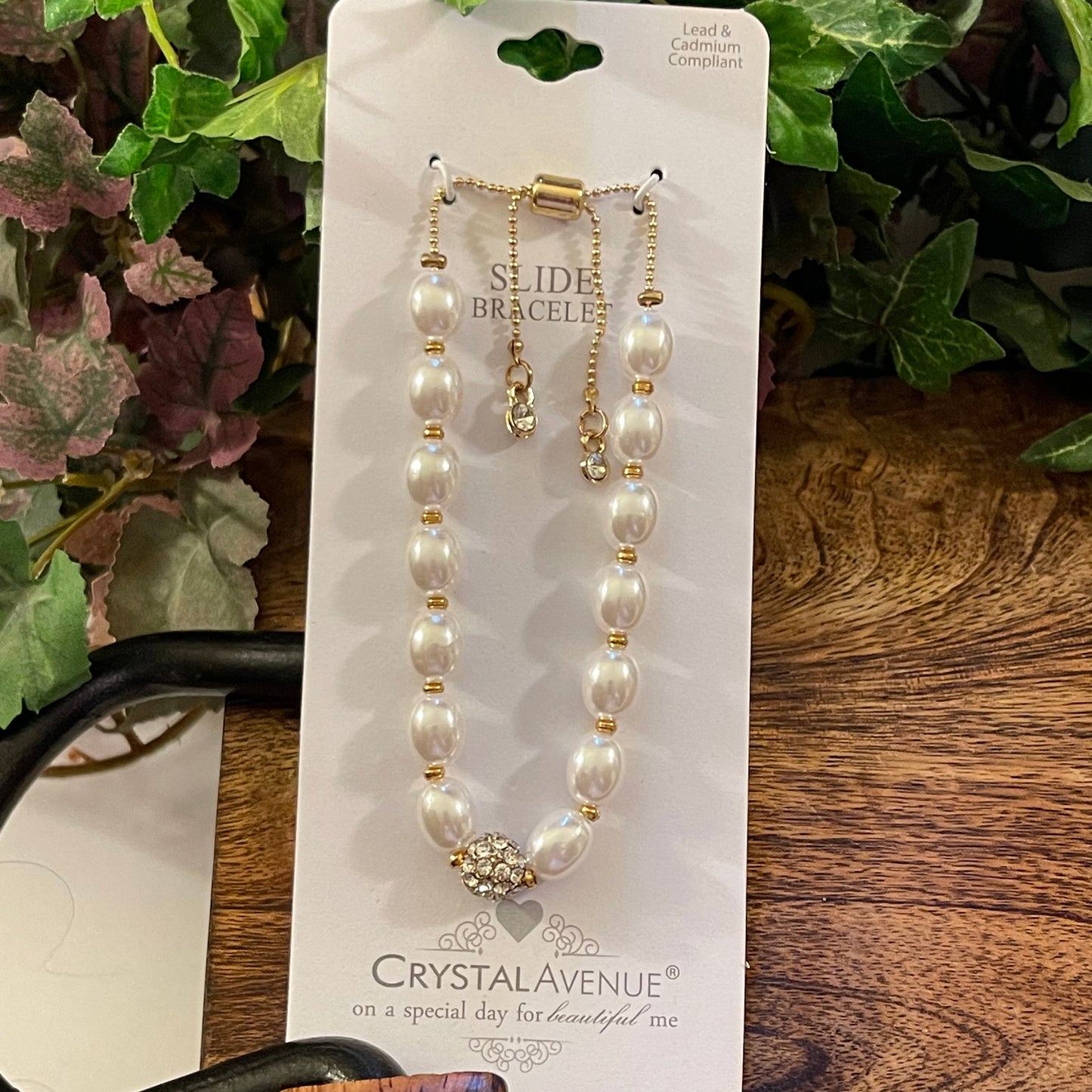 Bracelets - Faux Pearl Bolo Bracelet Featuring Rhinestone Accents