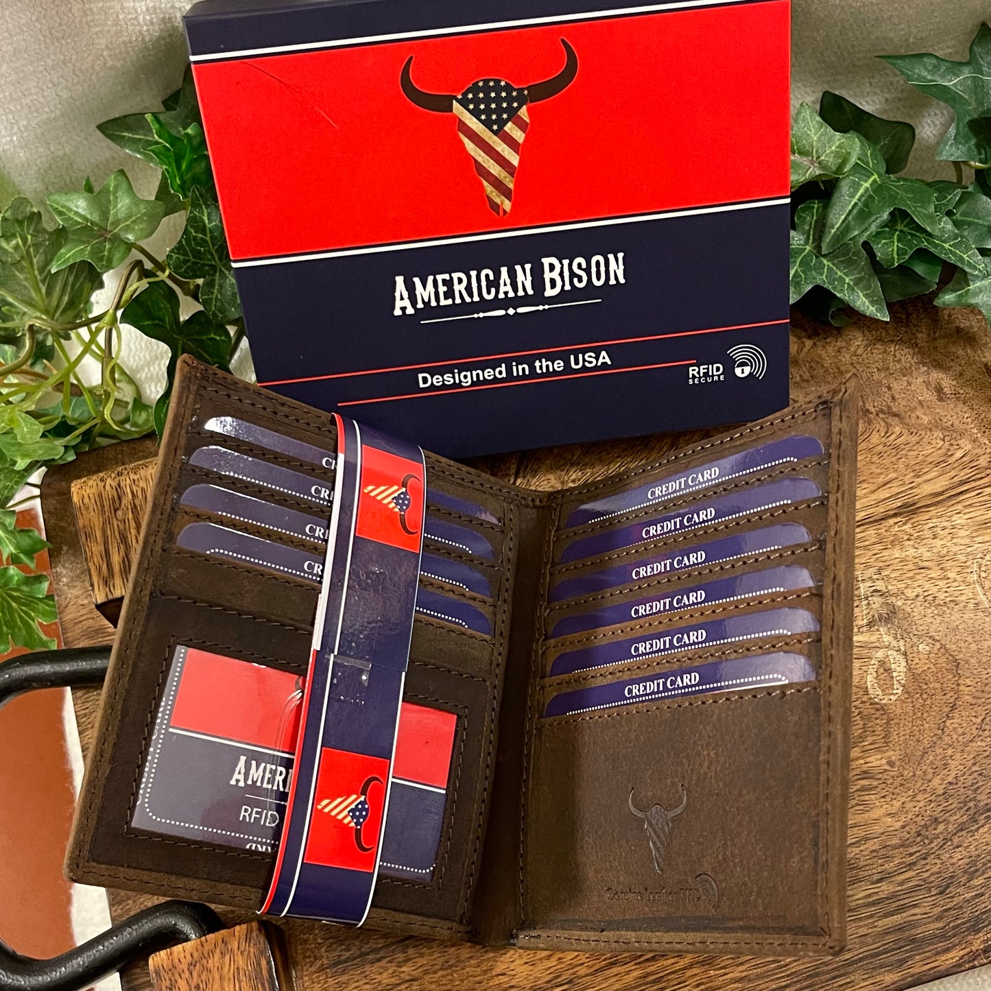 American Bison Men’s Leather Bifold Wallet