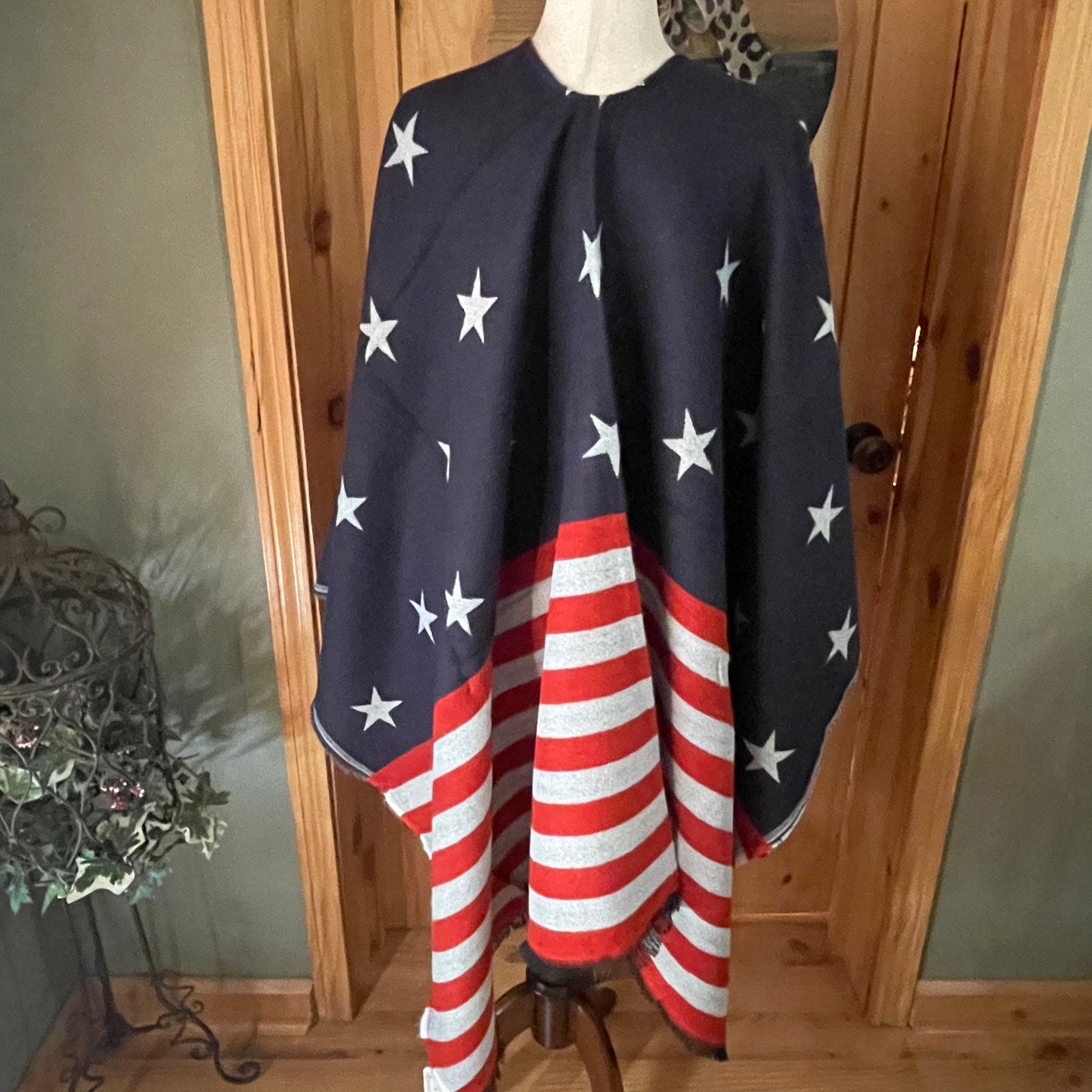 USA: Be Clever American Flag Ruana • Navy