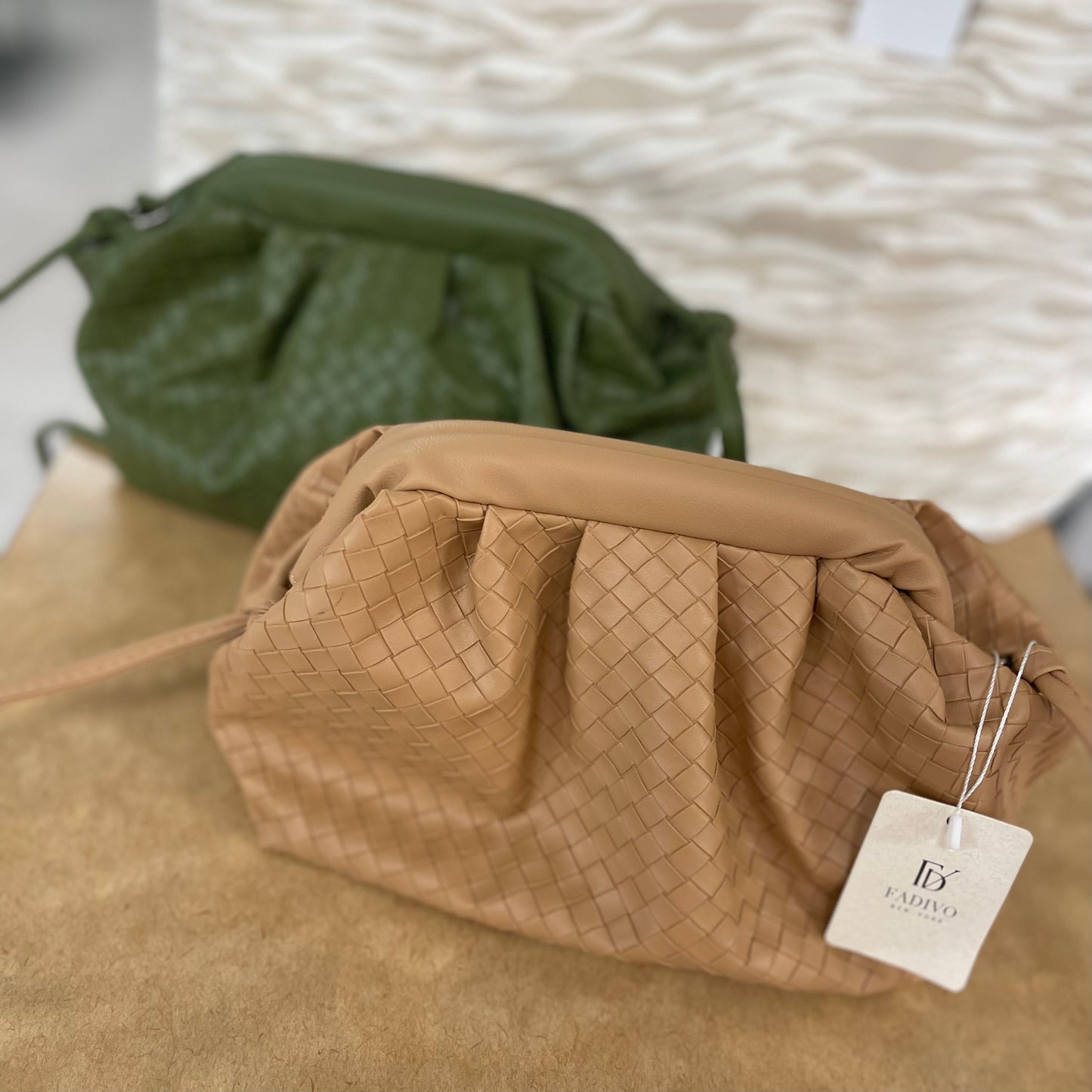 🛍️ Deal of the Day: Woven Clutch Purse With Removable Strap