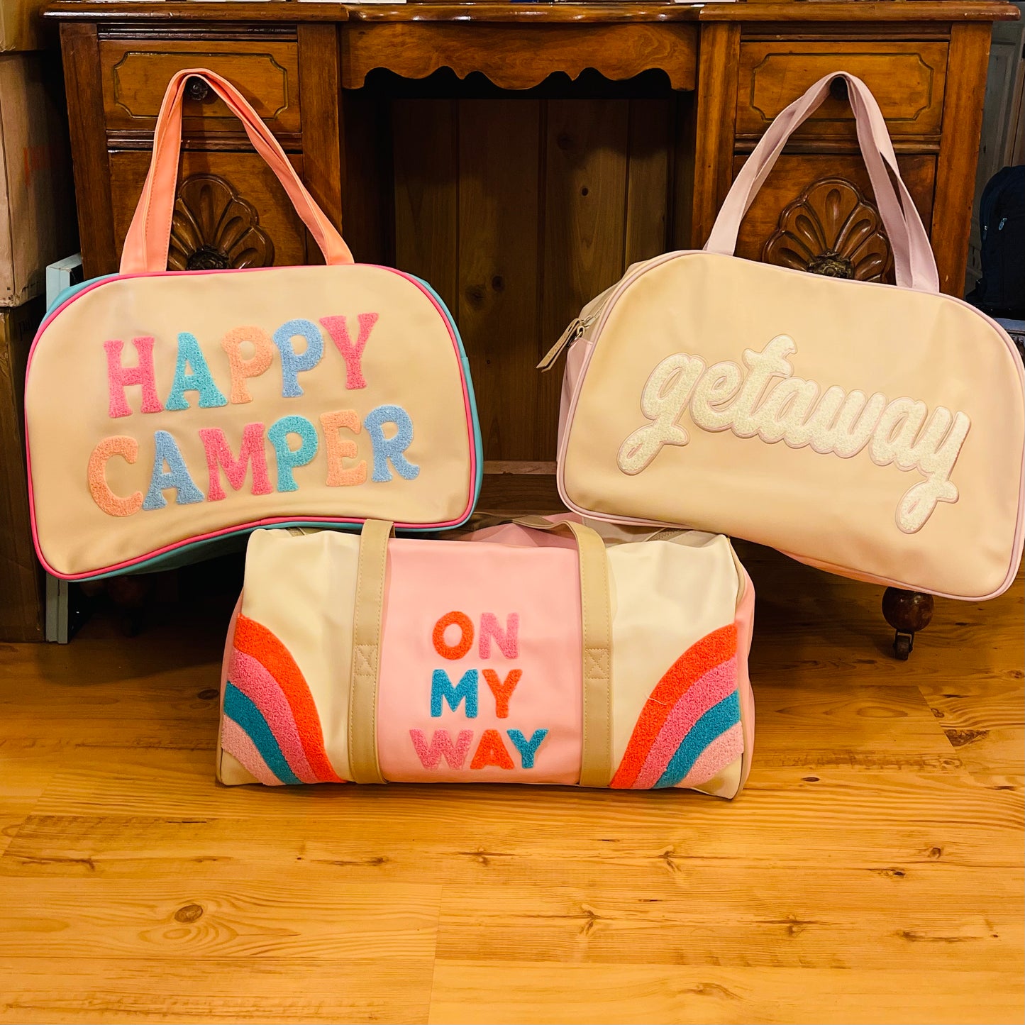 Duffle Bag: Weekender - On My Way • Getaway • Happy Camper