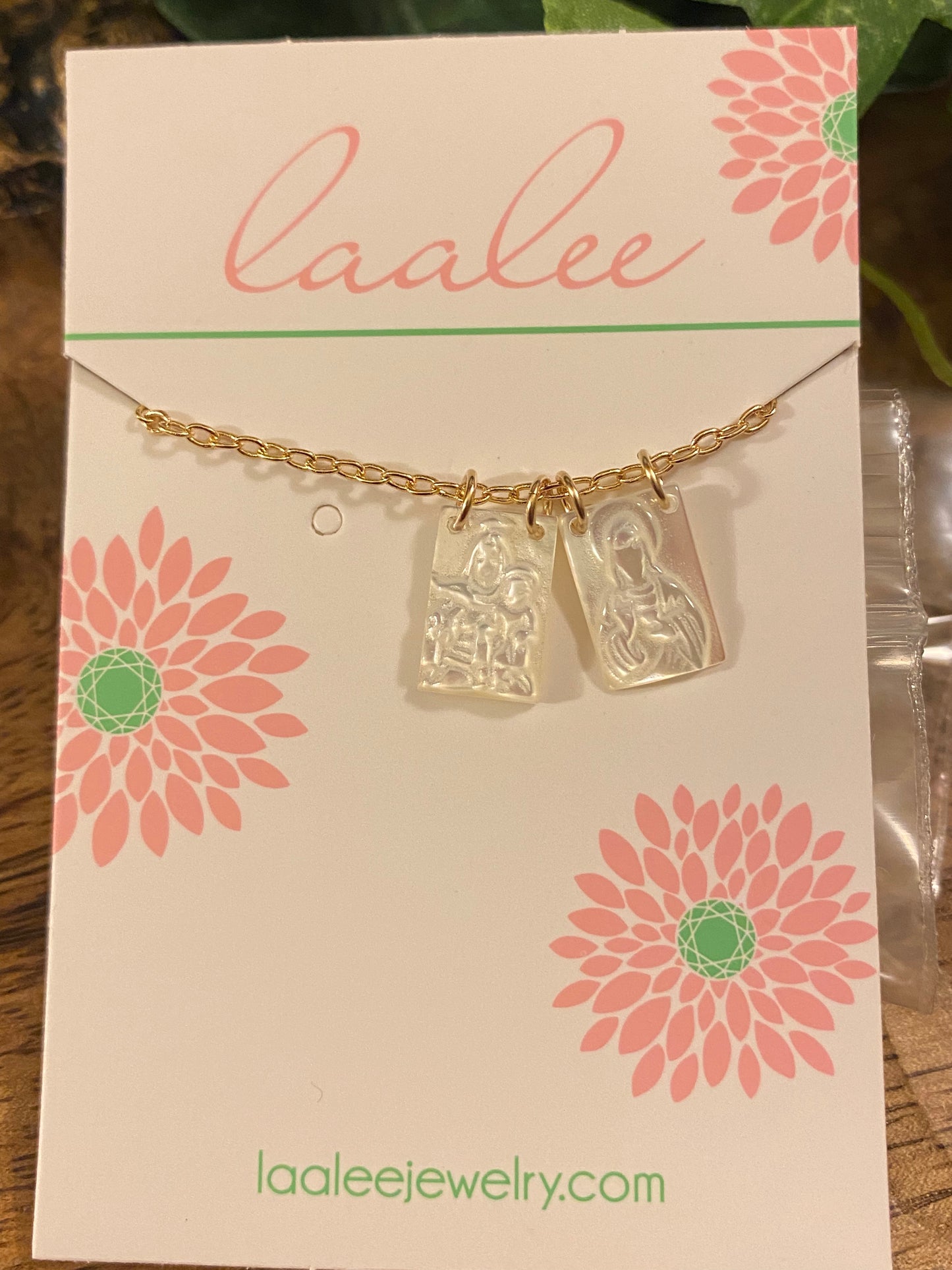Mother of Pearl Virgin Mary 18” Necklace