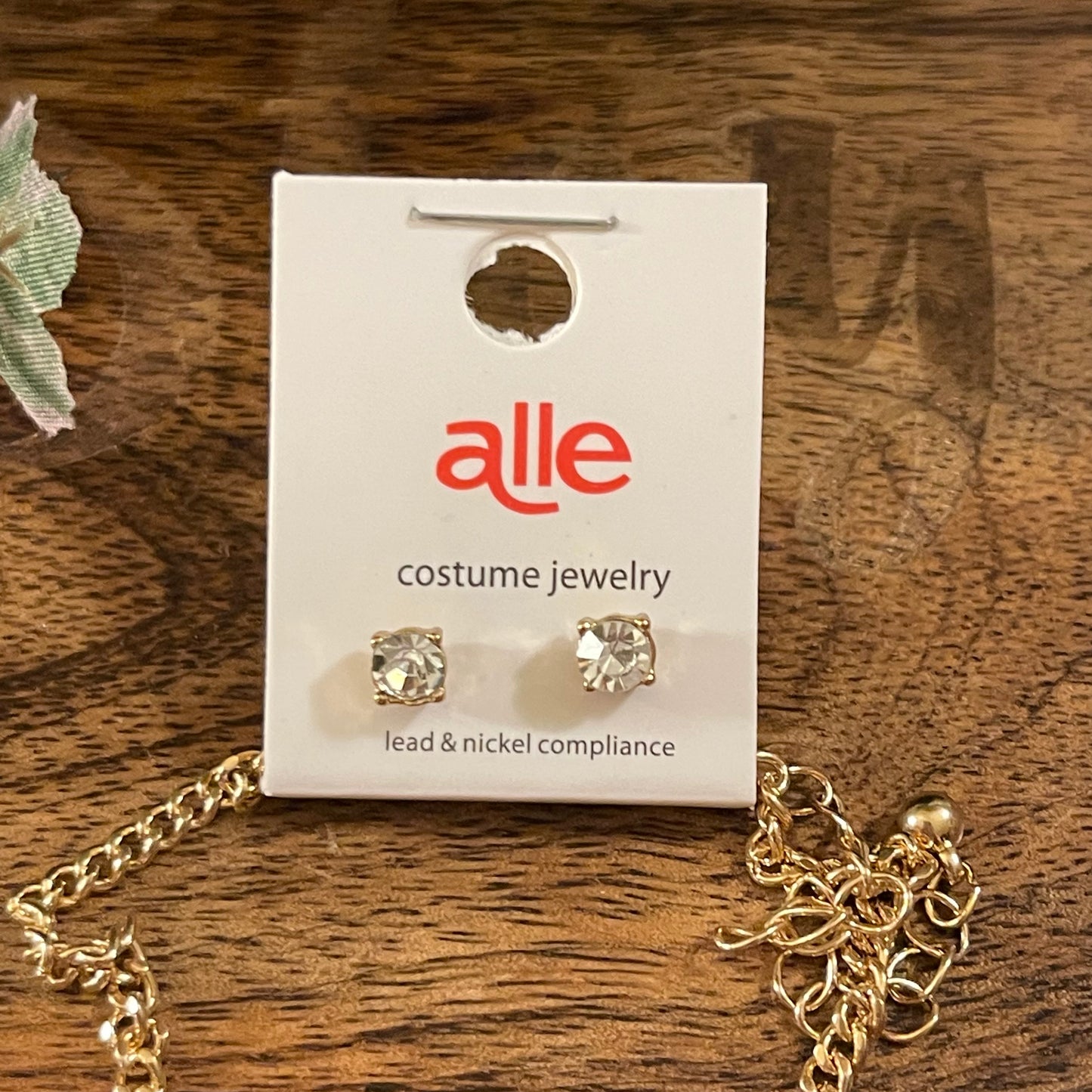 Gold Center Stone Necklace and Square Stud Earrings