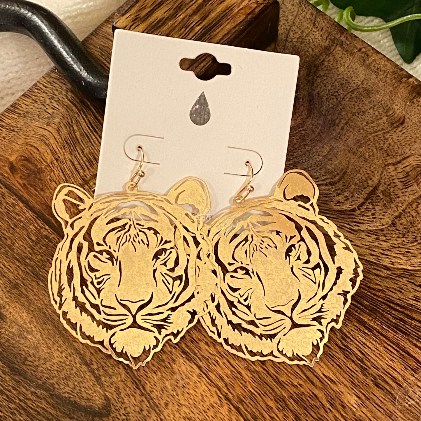 GameDay: Tiger Dangle or Post Back Earrings