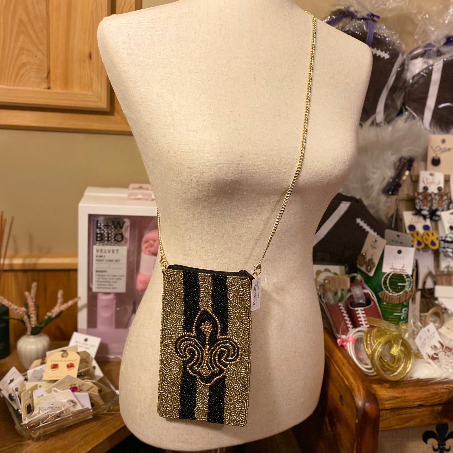 Fleur De Lis Seed Bead Crossbody Purse