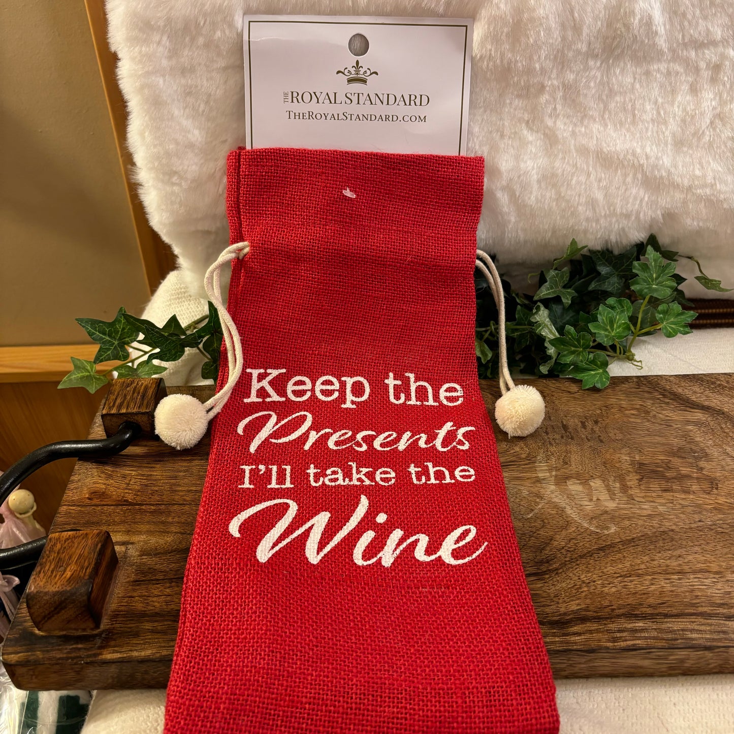 Keep the Presents Wine Bag Red/White