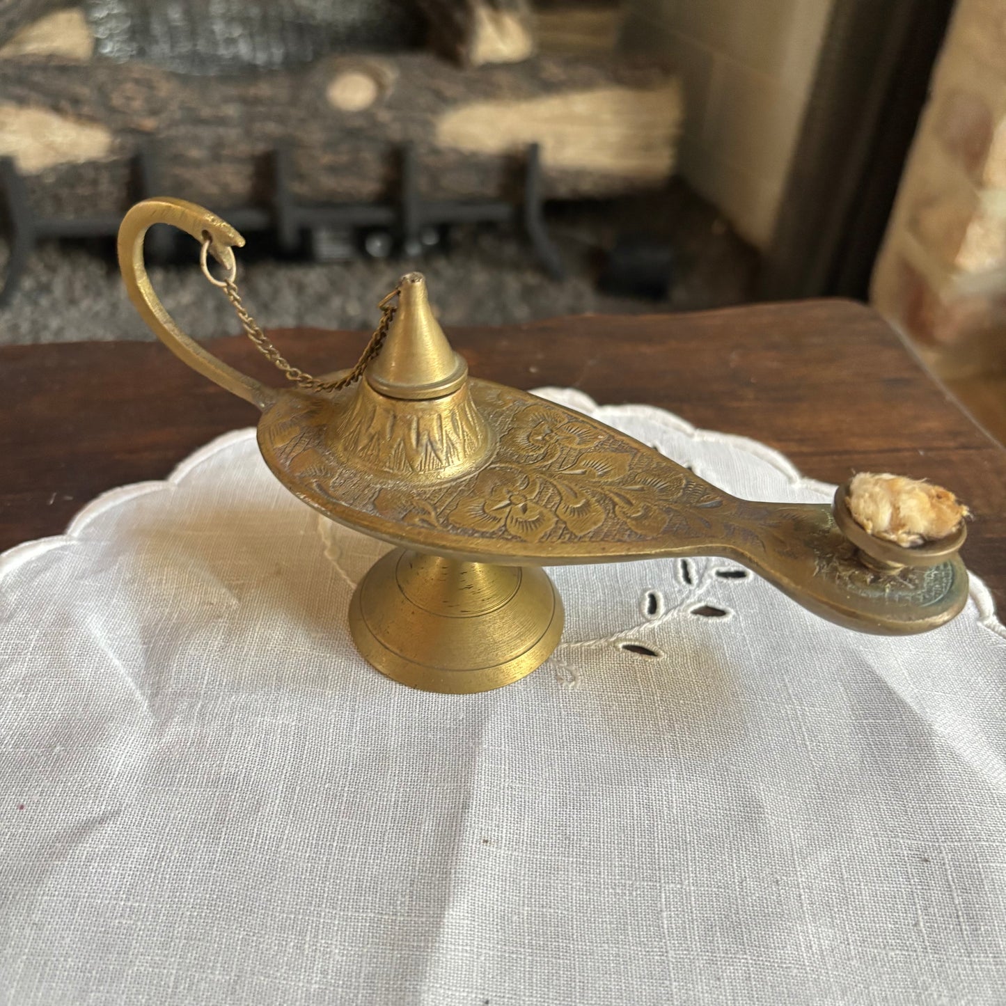 Vintage Etched Brass Aladdin Genie Oil Lamp