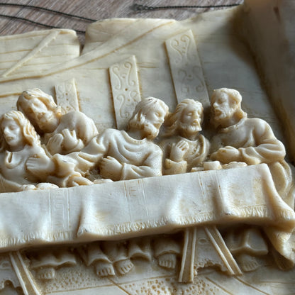 The Last Supper Wall Plaque in Cast Stone