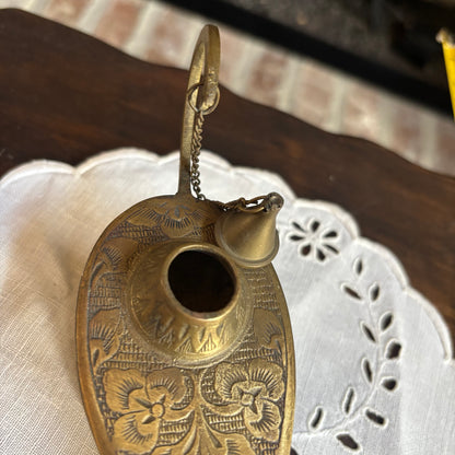 Vintage Etched Brass Aladdin Genie Oil Lamp