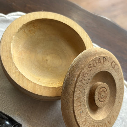 Men’s Vintage Shaving Accessories