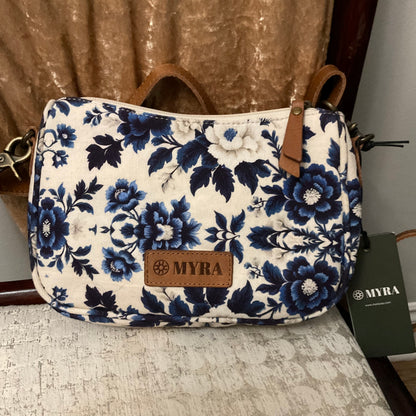 Cottage Rose Crossbody Bag In Blue