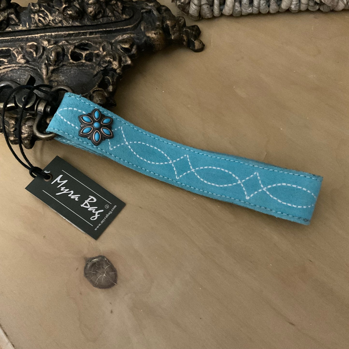 RODEO Rose Leather Key Fob in Blue