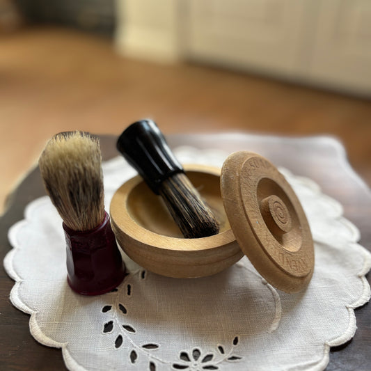 Men’s Vintage Shaving Accessories