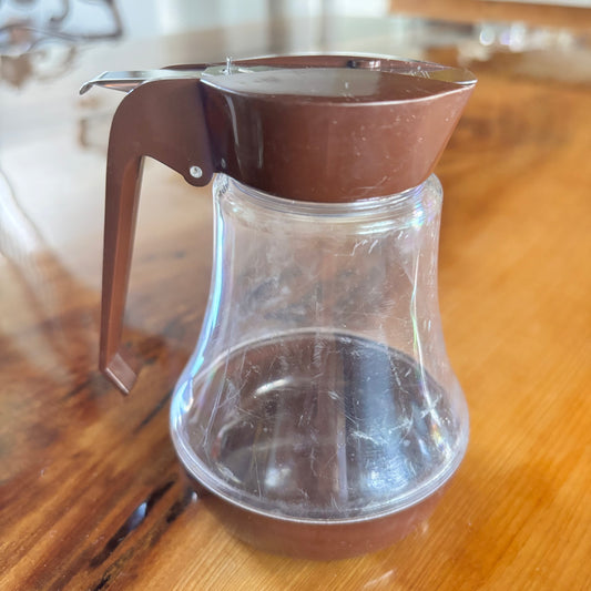 Vintage Syrup Dispenser • ROSTFREI