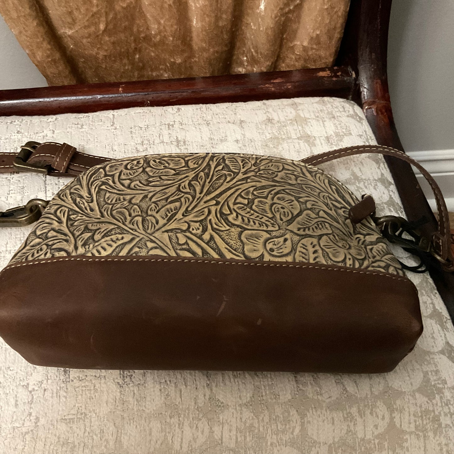 Dock Tooled Leather Crossbody Myra Bag