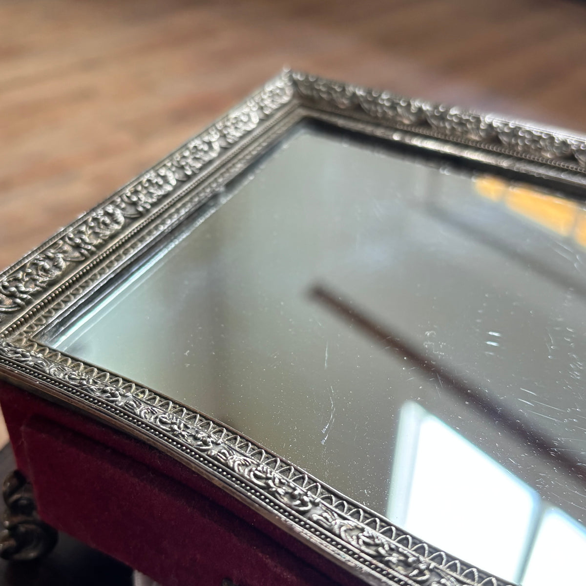 Vintage Red Velvet Footed Hollywood Regency Style Vanity Dresser Jewelry Box