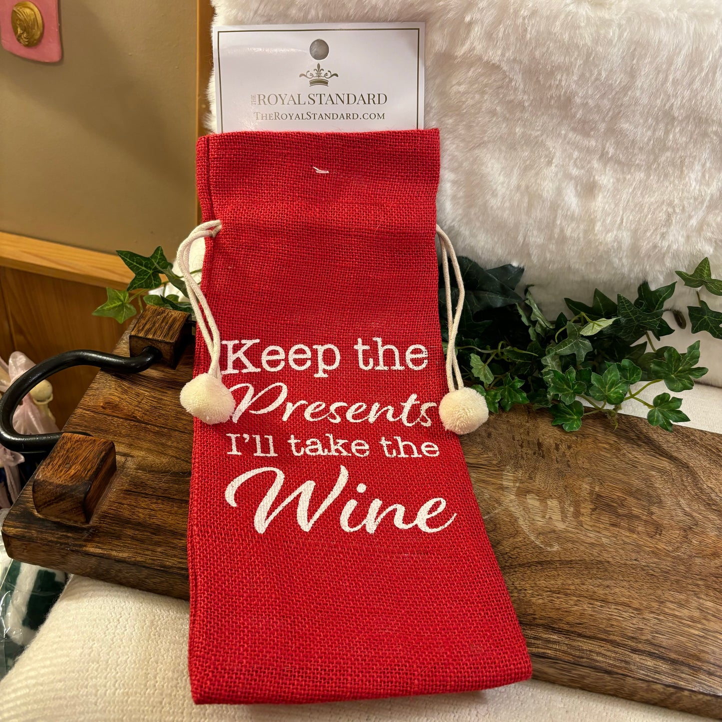 Keep the Presents Wine Bag Red/White