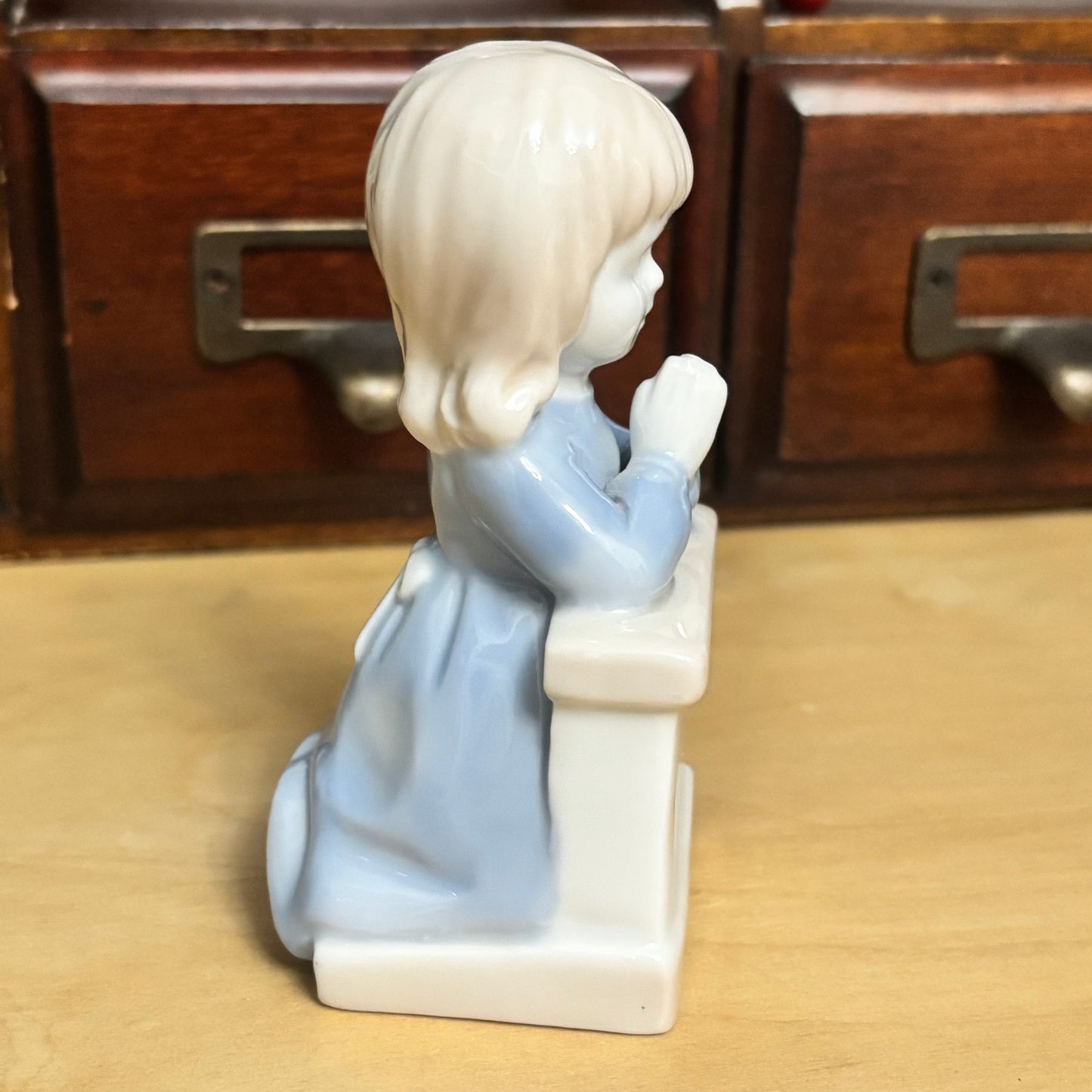 RR Roman Japan Vintage Praying Kneeling Girl Figurine 4"