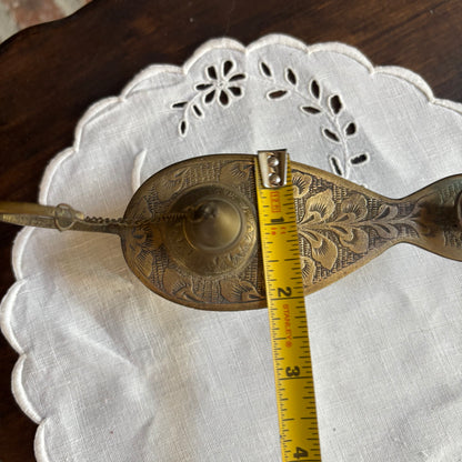 Vintage Etched Brass Aladdin Genie Oil Lamp