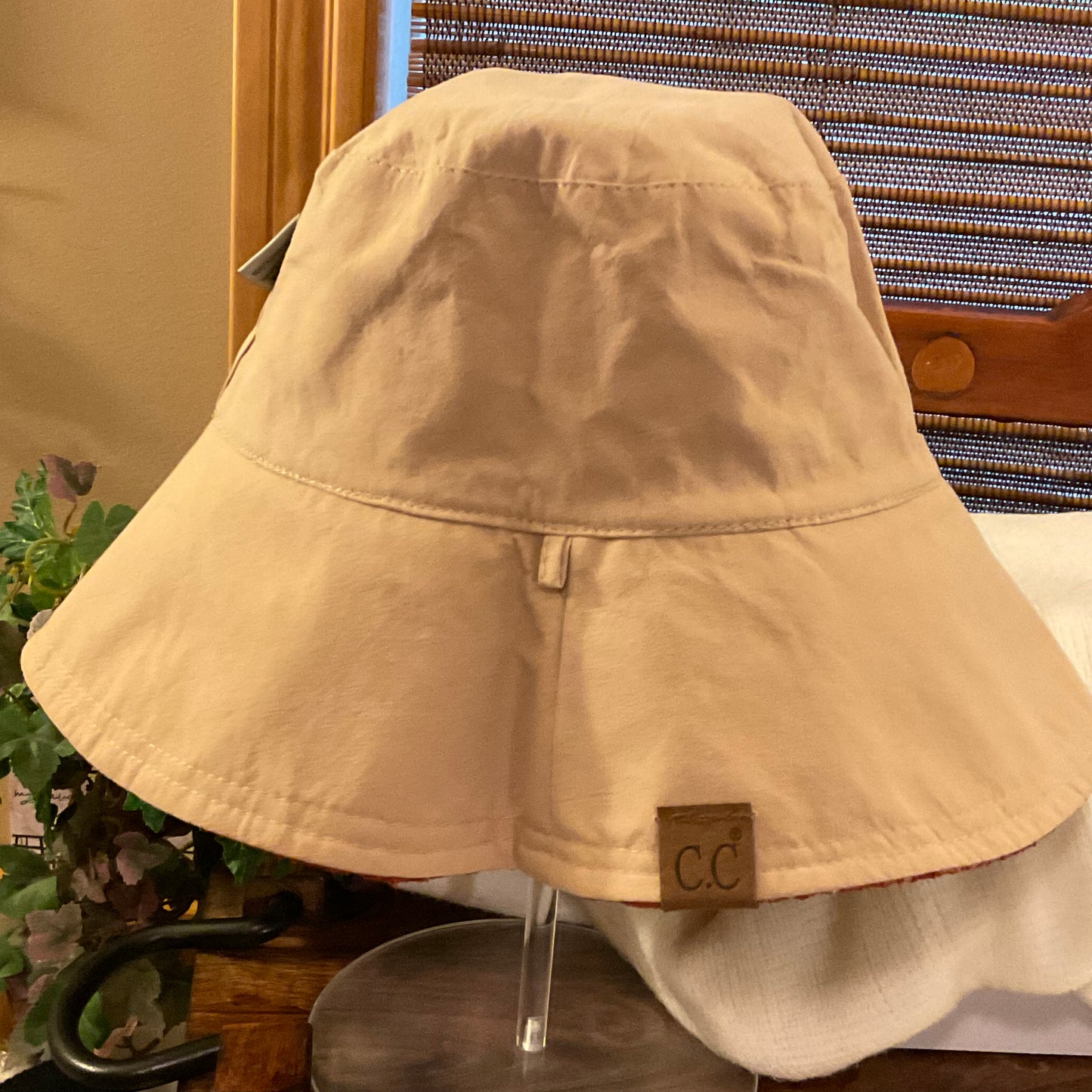 Reversible Cloche Bucket Hat