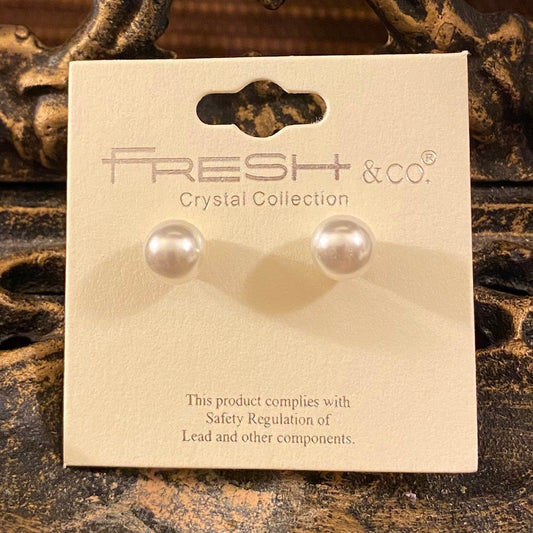 Pearl Stud Earrings 8 mm