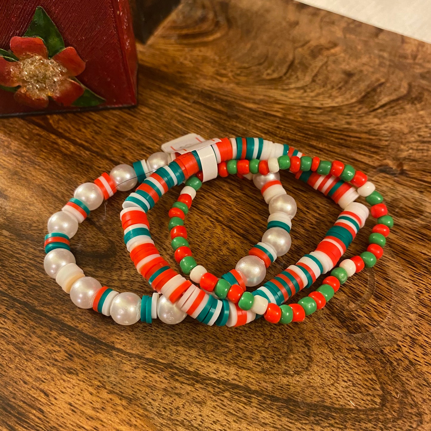 Christmas Heishi Bead and Pearl Bracelet Set