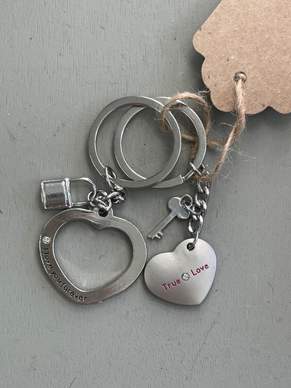 Valentine’s Day ~ Nesting Heart Keychain Set
