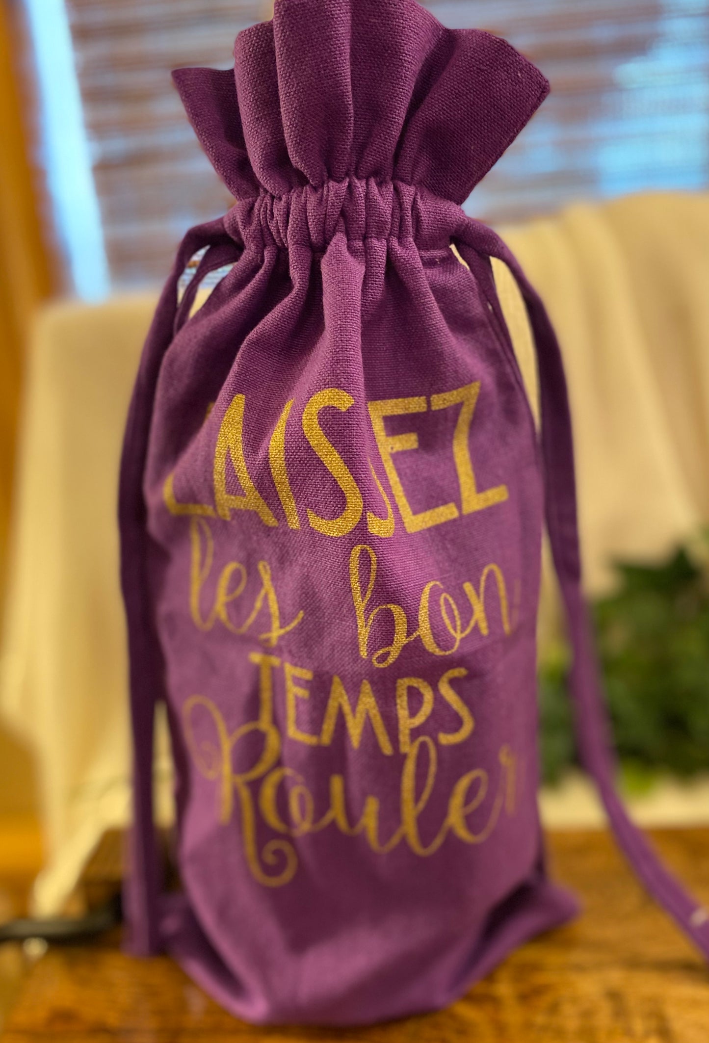 Mardi gras wine bottle holder 